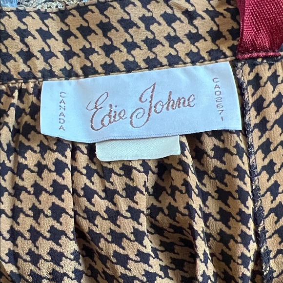 Elegant Brown Checkered Midi Skirt - Picture 4 of 7